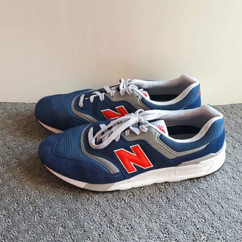Mens New Balance sneakers